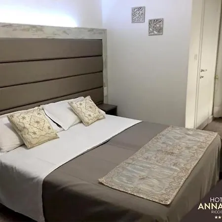 Annalisa Hotel 3*
