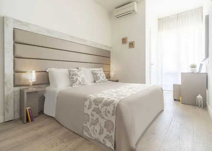 Annalisa 3* ריצ'יונה